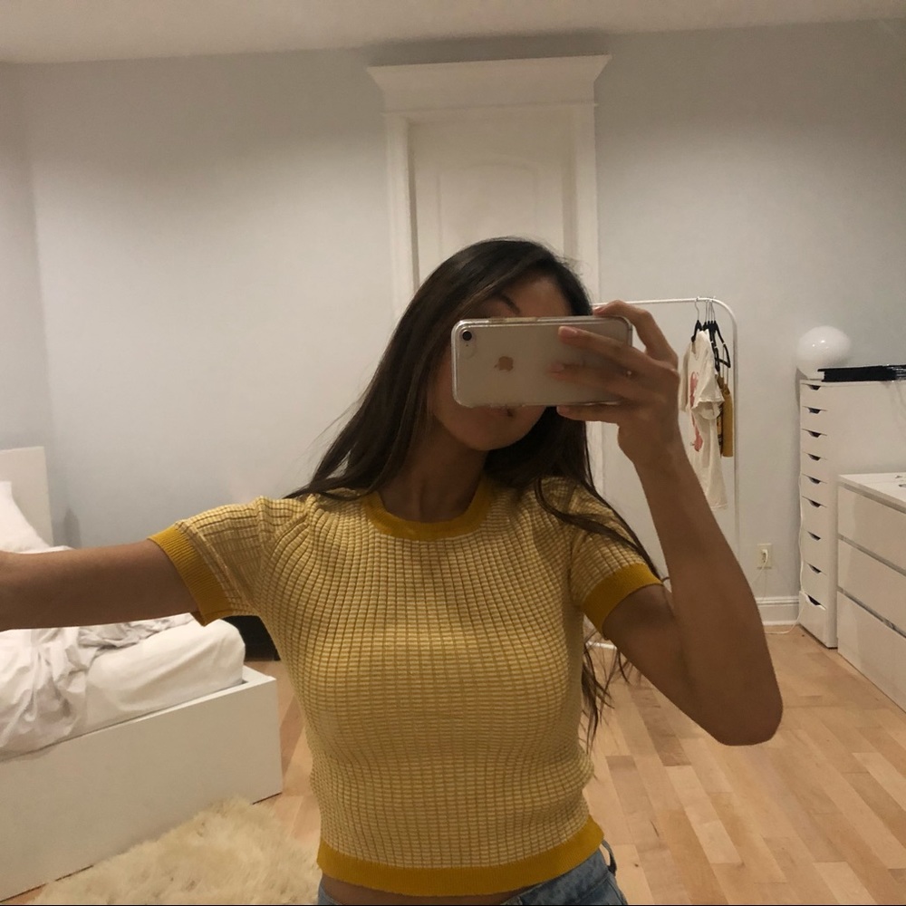 brandy melville laurel top